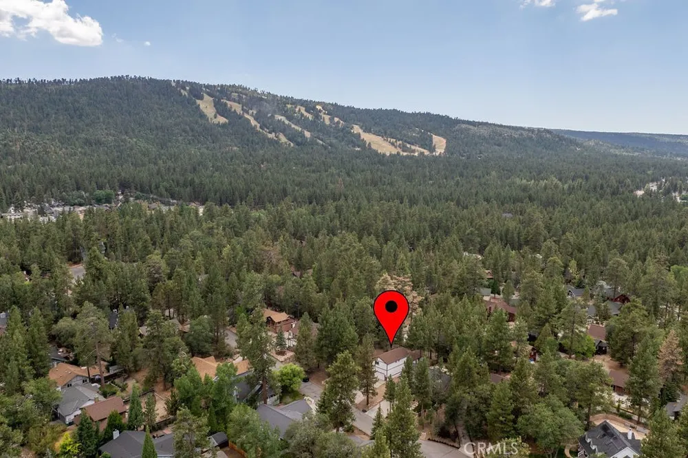 352 Feldstrasse Big Bear Lake, CA 92315