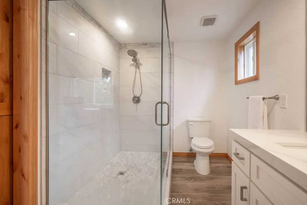 352 Feldstrasse Big Bear Lake, CA 92315