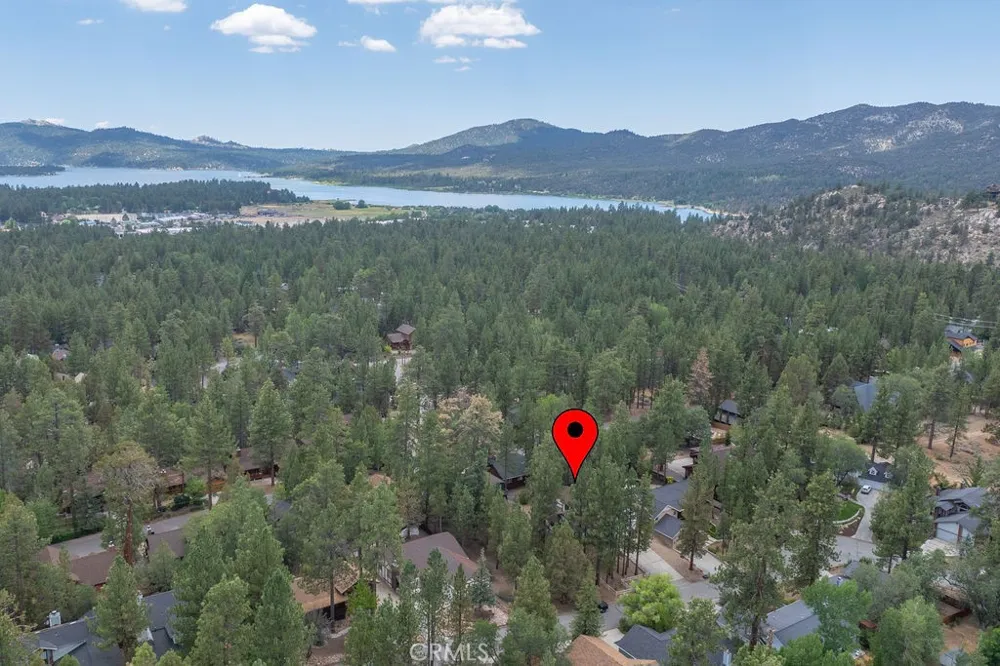 352 Feldstrasse Big Bear Lake, CA 92315