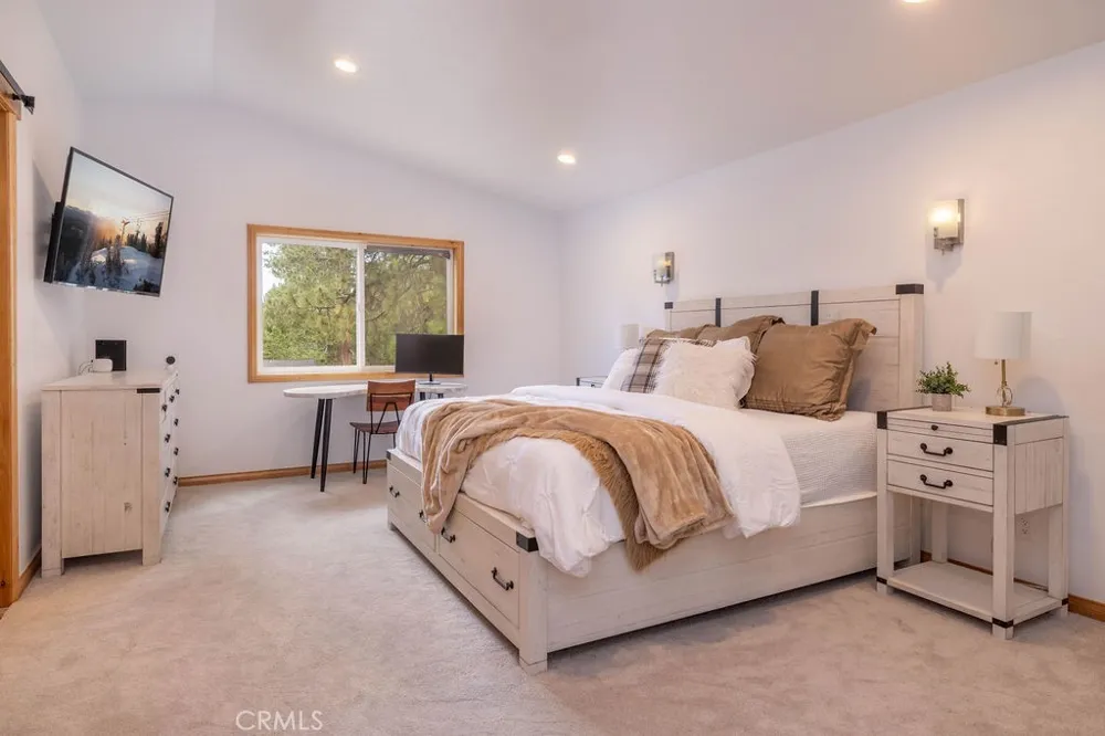 352 Feldstrasse Big Bear Lake, CA 92315