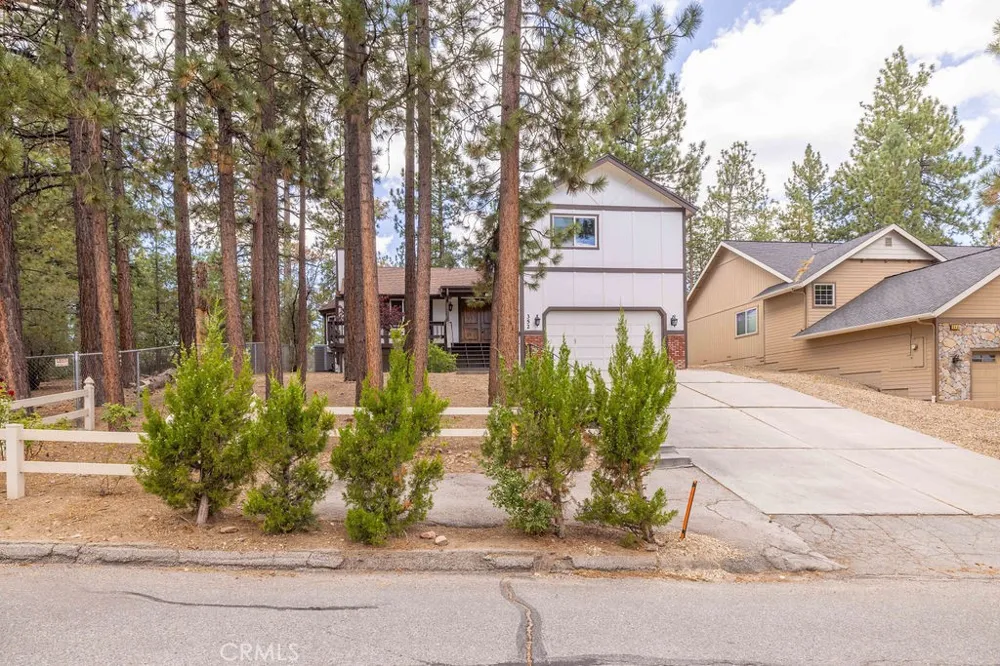 352 Feldstrasse Big Bear Lake, CA 92315