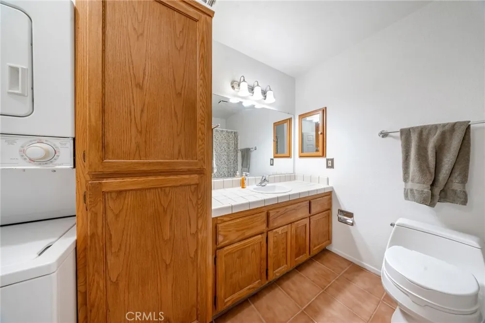 19233 Elm Apple Valley, CA 92308