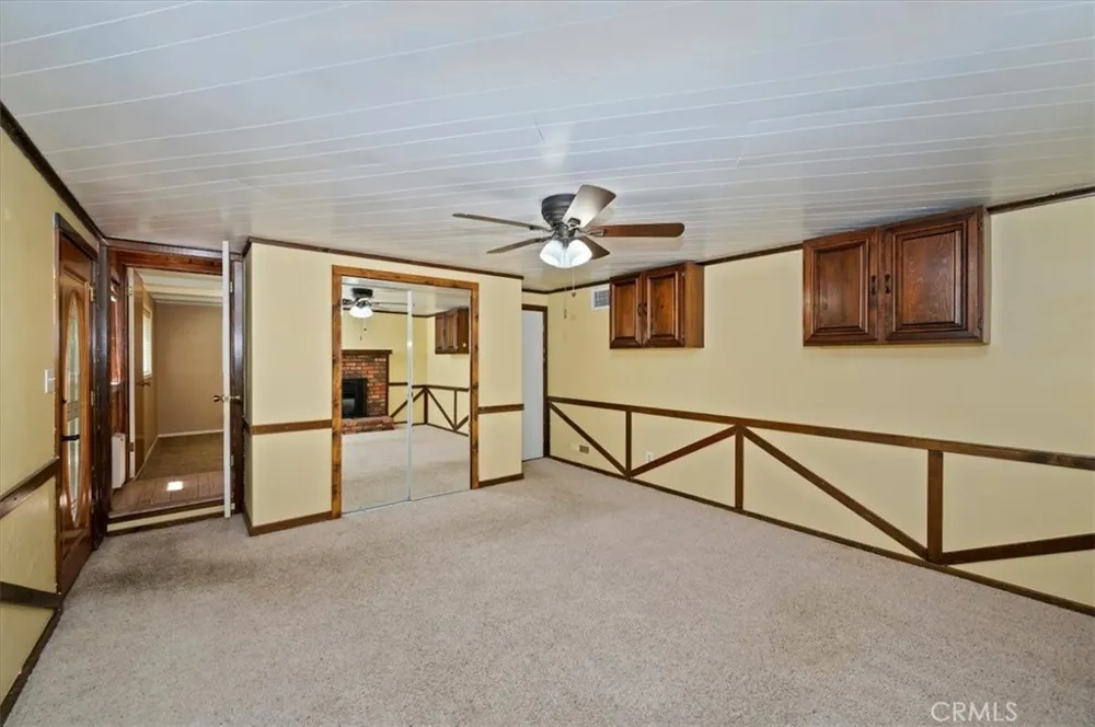 363 Castle Gate Lake Arrowhead, CA 92352