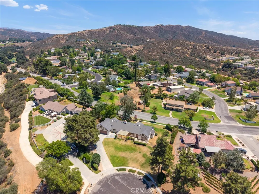 13195 Serape Court Yucaipa, CA 92399