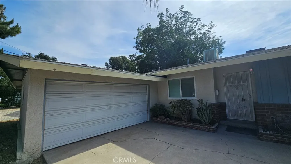 3469 F San Bernardino, CA 92405