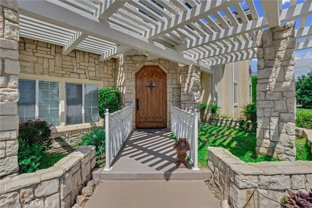 10389 Walnut Grove Court Yucaipa, CA 92399