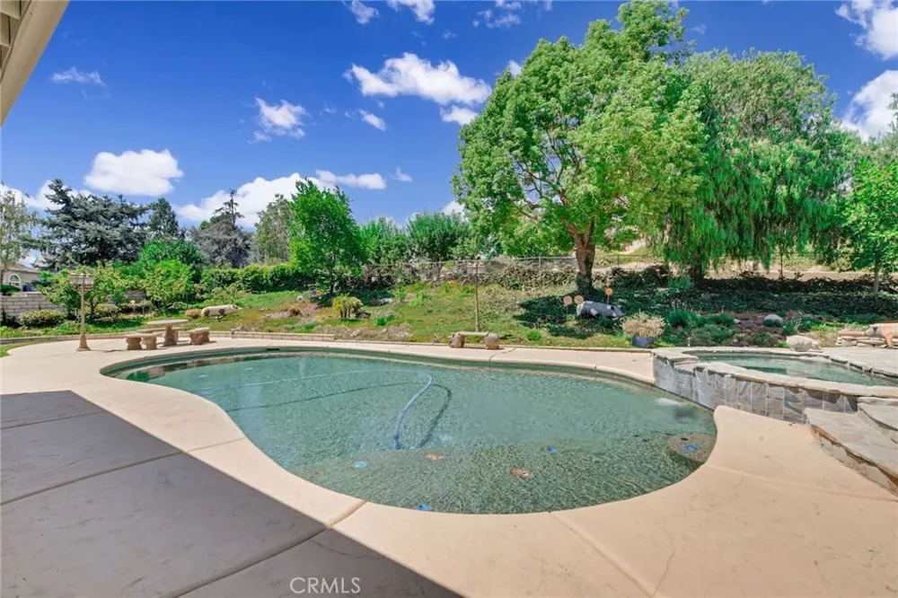 10389 Walnut Grove Court Yucaipa, CA 92399