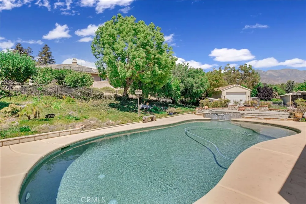 10389 Walnut Grove Court Yucaipa, CA 92399