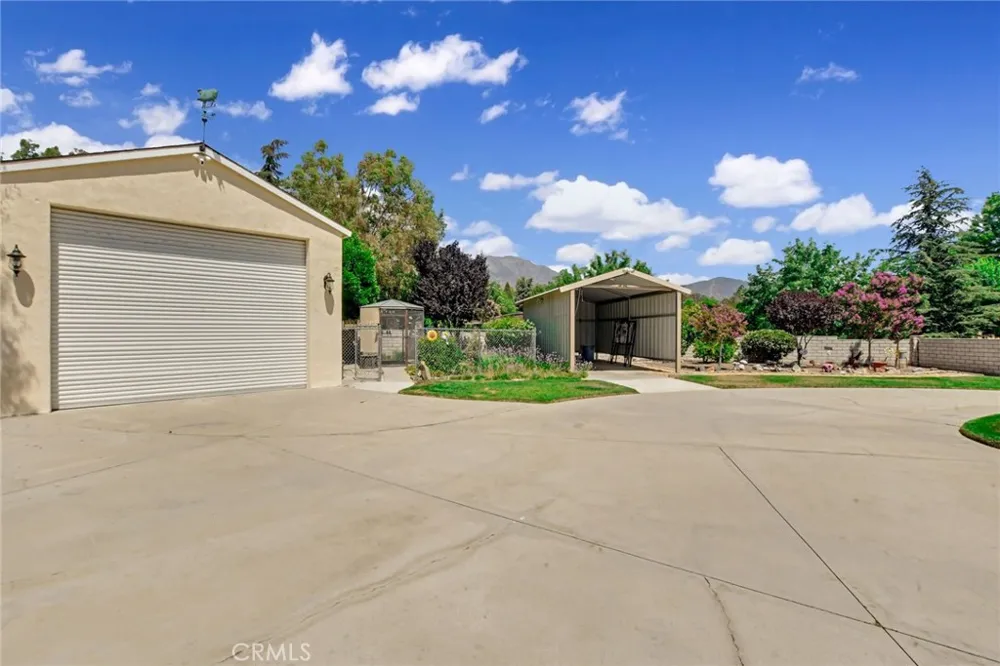 10389 Walnut Grove Court Yucaipa, CA 92399
