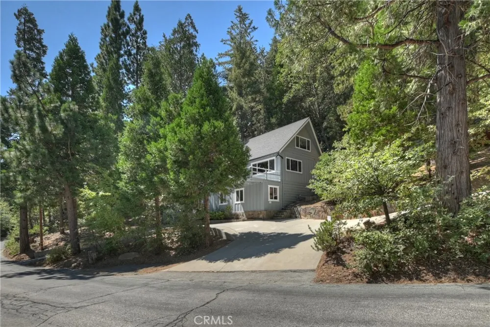 26661 Lake Forest Twin Peaks, CA 92391