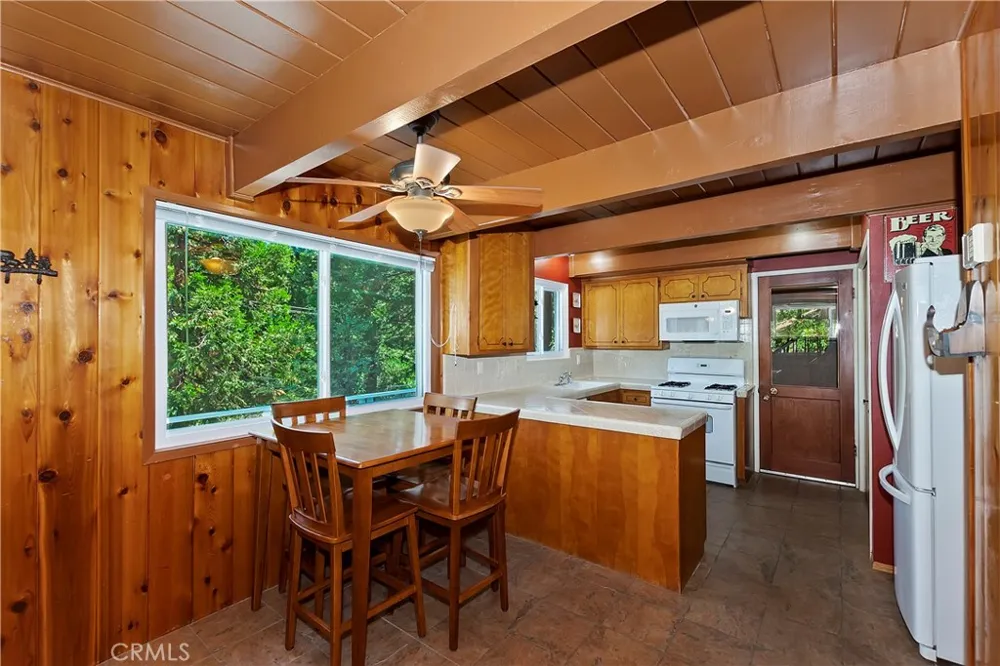 26661 Lake Forest Twin Peaks, CA 92391