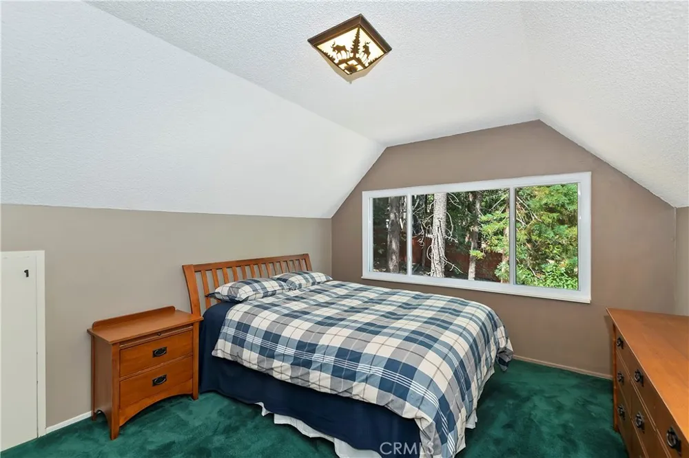 26661 Lake Forest Twin Peaks, CA 92391