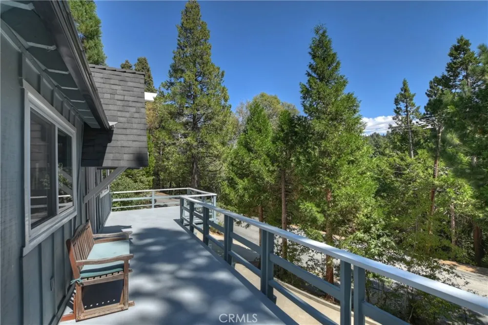 26661 Lake Forest Twin Peaks, CA 92391