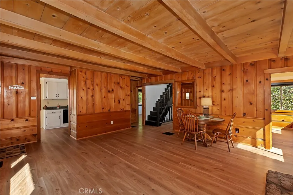863 Oak Lake Arrowhead, CA 92385
