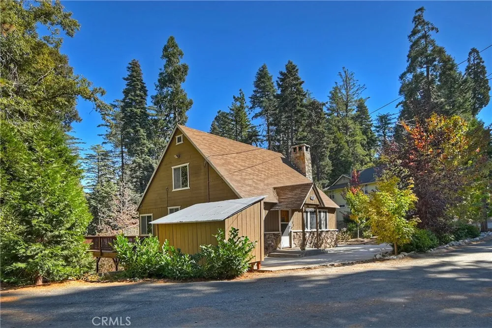 863 Oak Lake Arrowhead, CA 92385