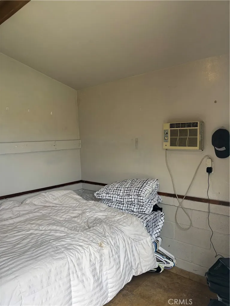 15184 Macadamia Court Fontana, CA 92335