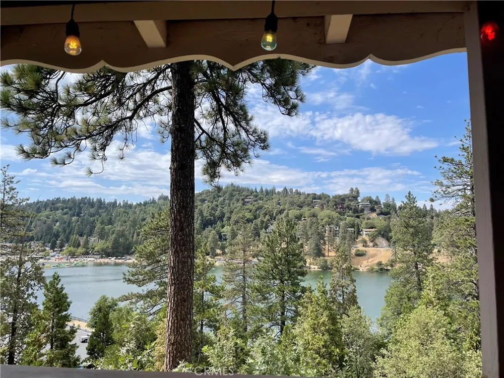 24416 Horst Drive Crestline, CA 92325