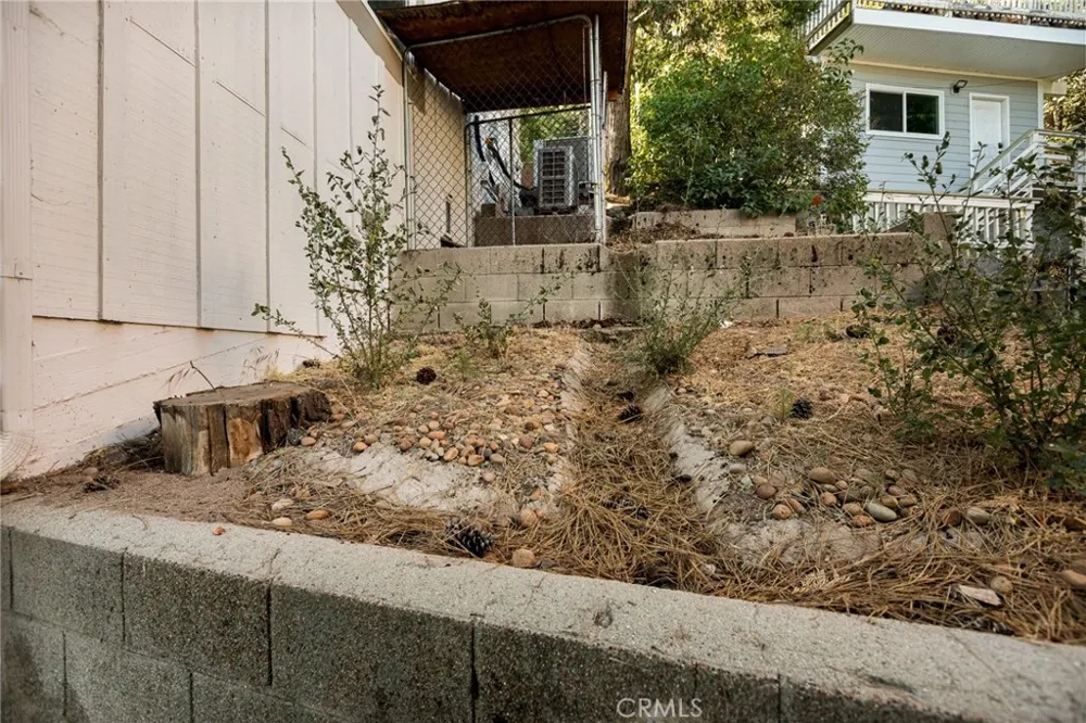 24416 Horst Drive Crestline, CA 92325