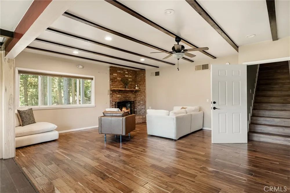 24416 Horst Drive Crestline, CA 92325