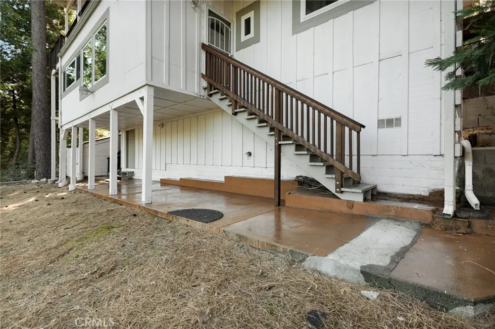 24416 Horst Drive Crestline, CA 92325