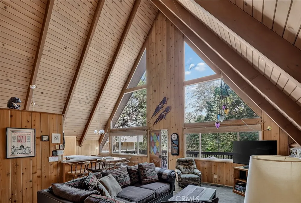 815 Zurich Drive Lake Arrowhead, CA 92352