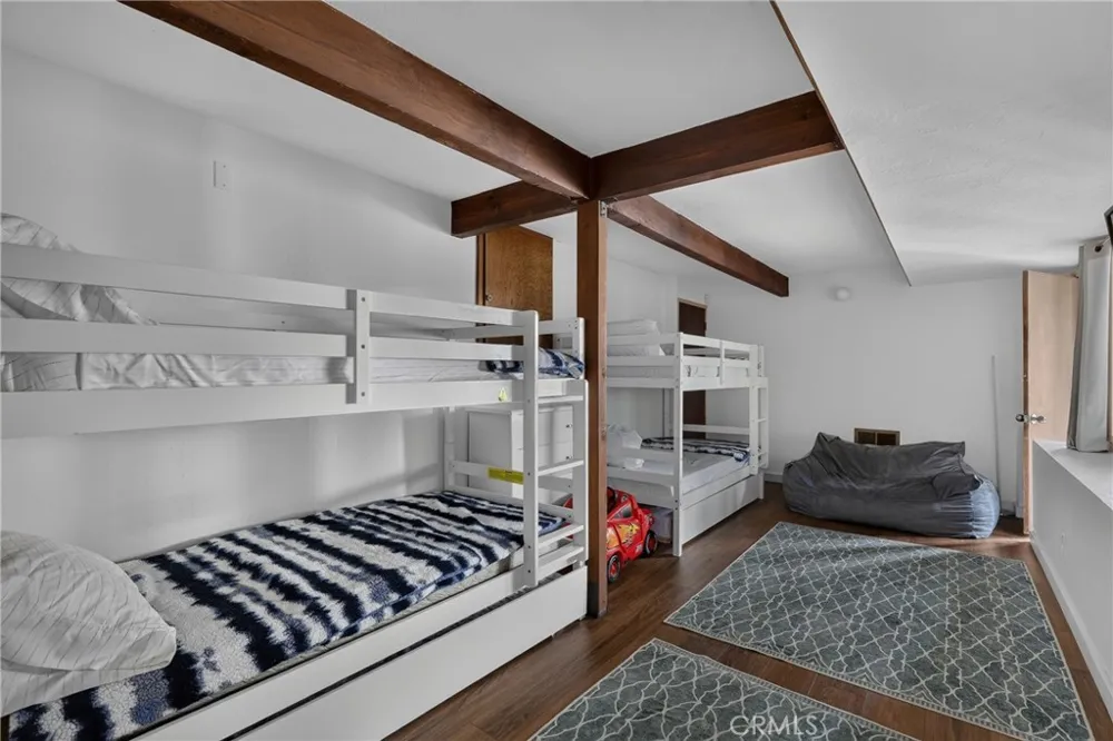 815 Zurich Drive Lake Arrowhead, CA 92352
