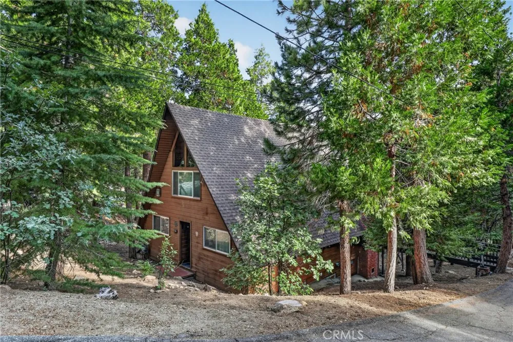 815 Zurich Drive Lake Arrowhead, CA 92352