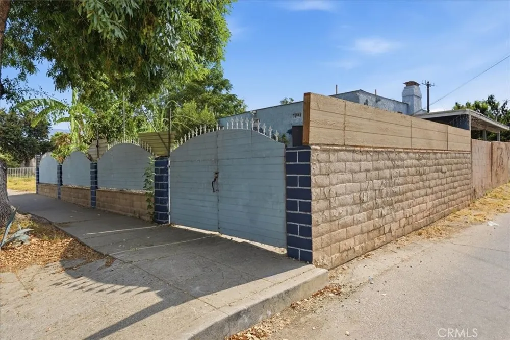 1707 Arrowhead San Bernardino, CA 92405
