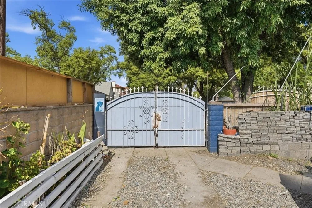 1707 Arrowhead San Bernardino, CA 92405