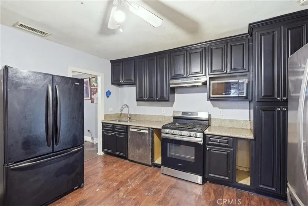 1707 Arrowhead San Bernardino, CA 92405