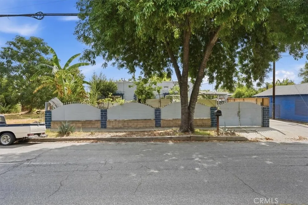 1707 Arrowhead San Bernardino, CA 92405