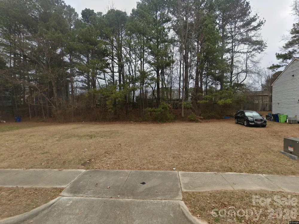 1725 Fox Hollow Drive Raleigh, NC 27610