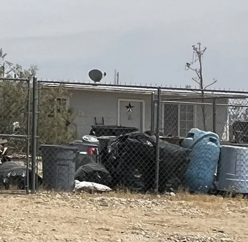 1341 Landers Landers, CA 92285