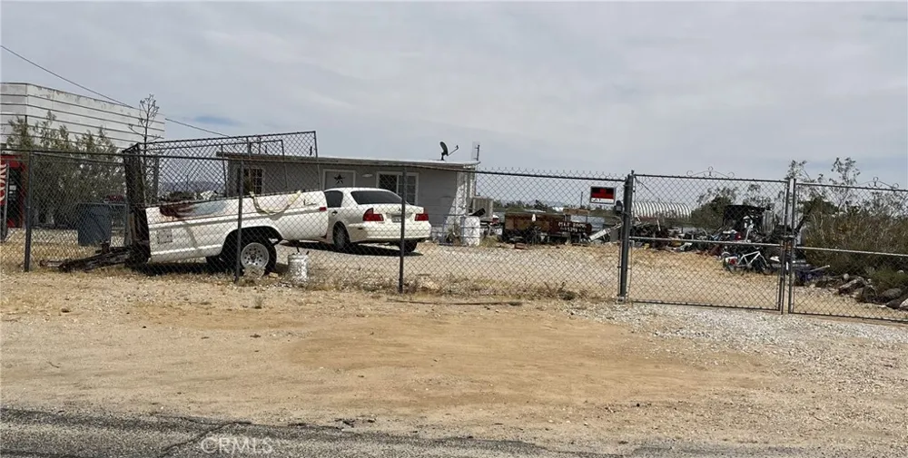 1341 Landers Landers, CA 92285