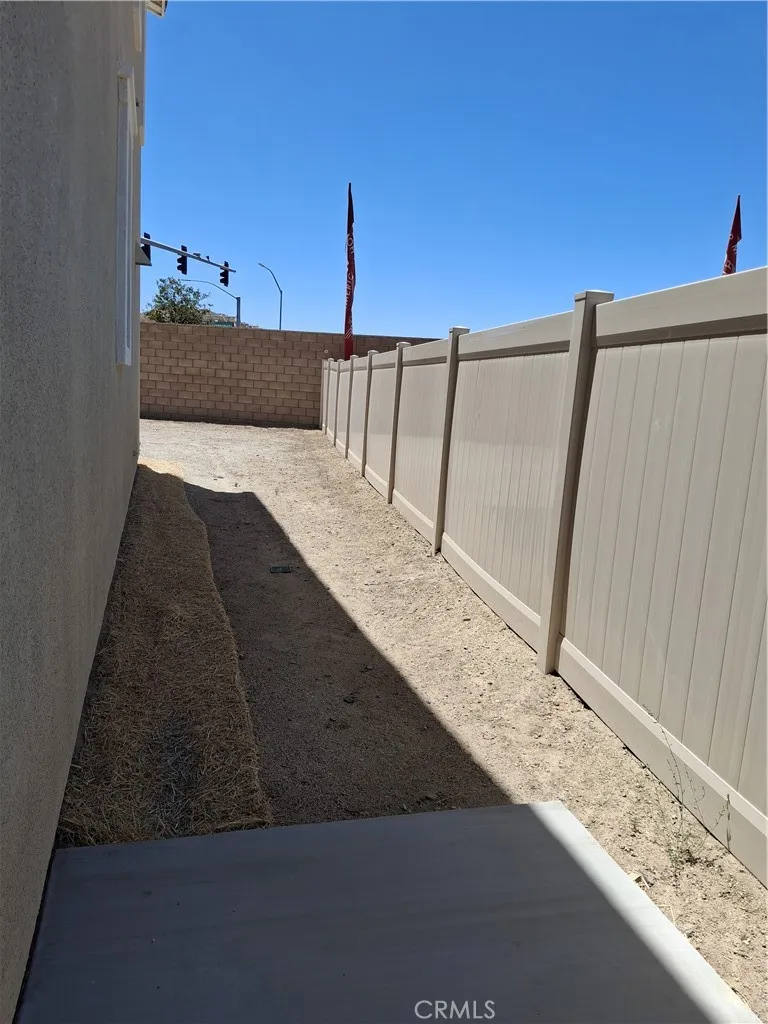31309 Sutherland Pass Winchester, CA 92596
