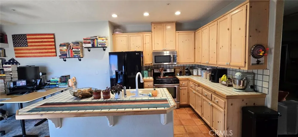 12225 Sumac Desert Hot Springs, CA 92240