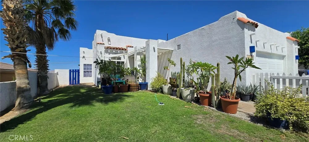 12225 Sumac Desert Hot Springs, CA 92240