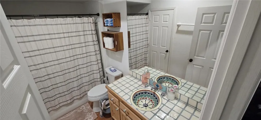 12225 Sumac Desert Hot Springs, CA 92240