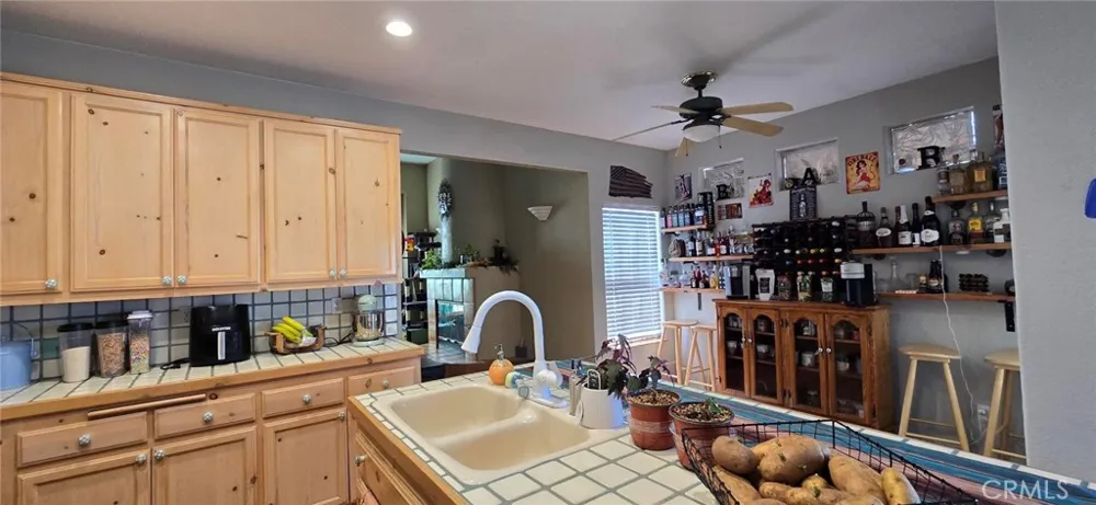 12225 Sumac Desert Hot Springs, CA 92240