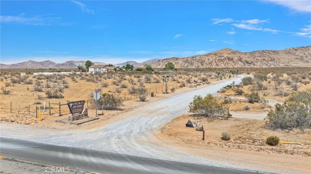 1 Los Padres Apple Valley, CA 92307