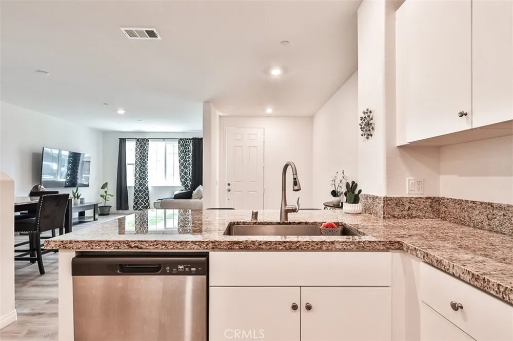 16048 Lasselle Street #2 Moreno Valley, CA 92551