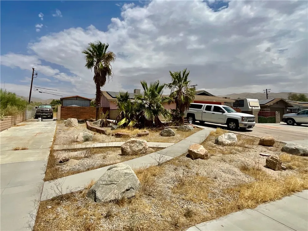 65760 4th Desert Hot Springs, CA 92240