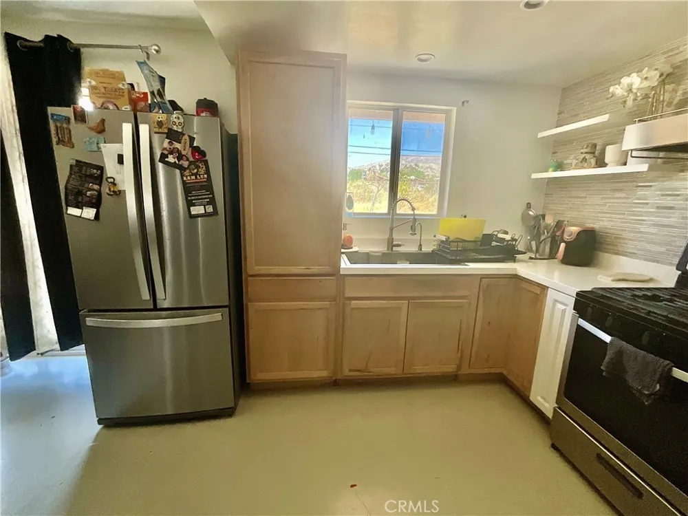 65760 4th Desert Hot Springs, CA 92240