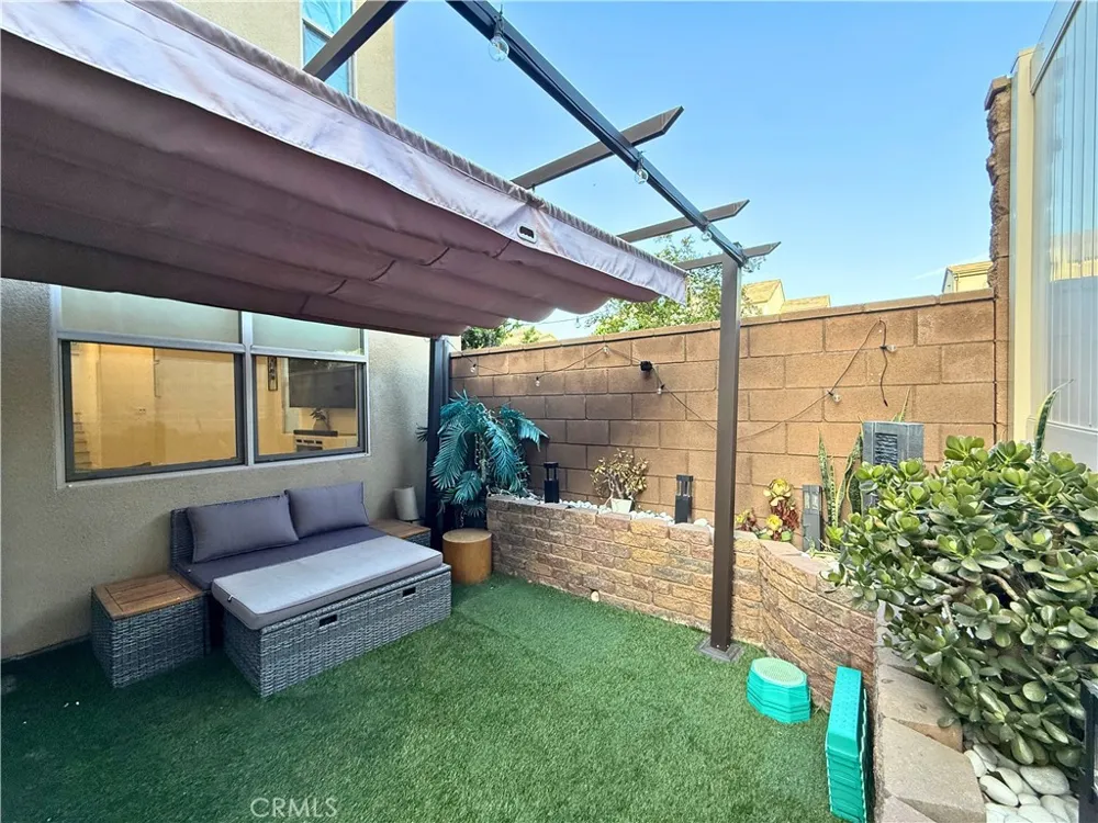 4172 Horvath #102 Corona, CA 92883