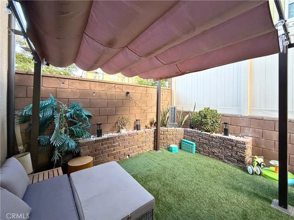 4172 Horvath #102 Corona, CA 92883