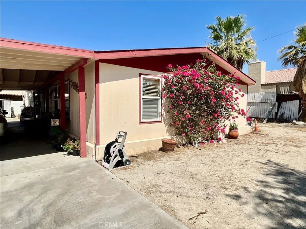 31163 Arbol Real Thousand Palms, CA 92276