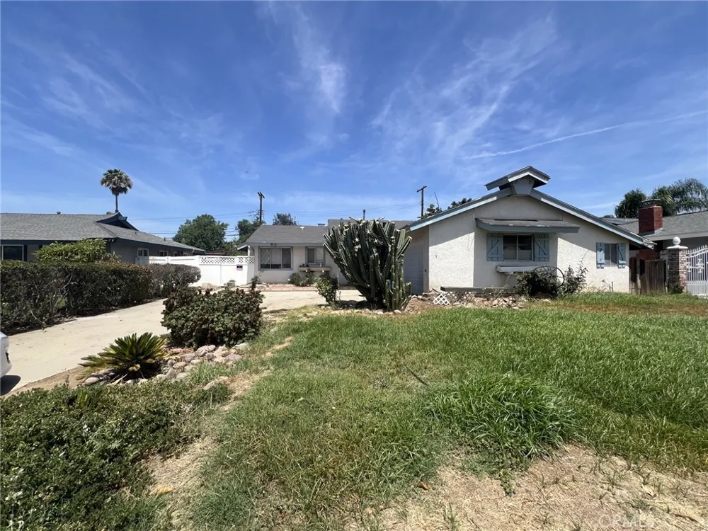 8811 California Riverside, CA 92503