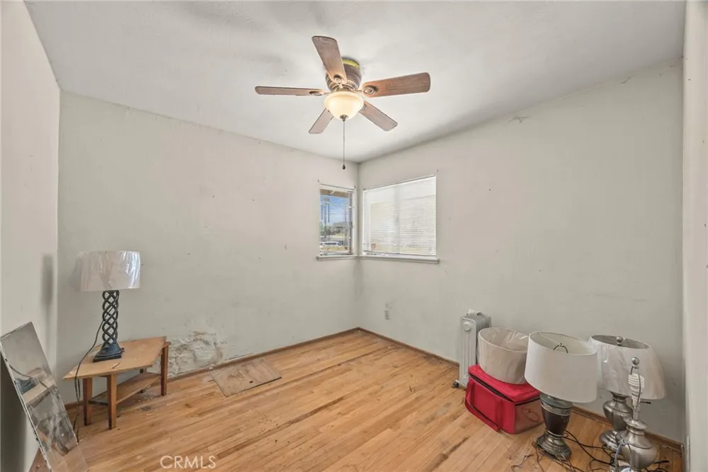 8811 California Riverside, CA 92503