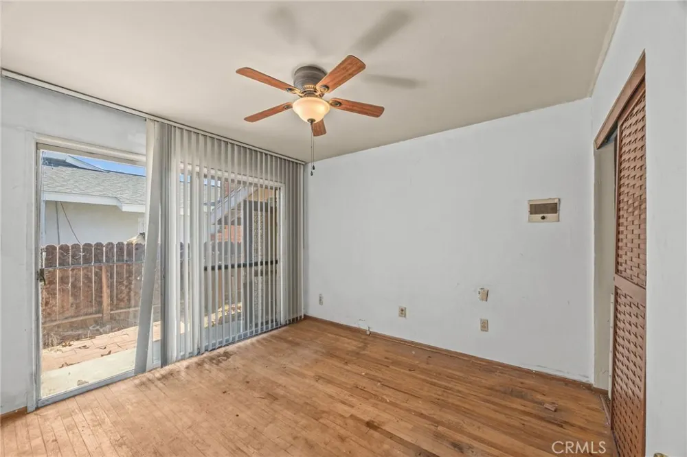 8811 California Riverside, CA 92503