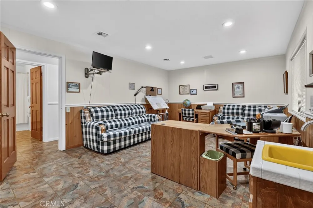 27427 Pinewood Lake Arrowhead, CA 92352